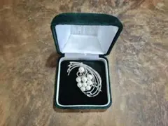 A264宝石専門店シオタ 本真珠 ブローチ シルバー STERLING 刻印