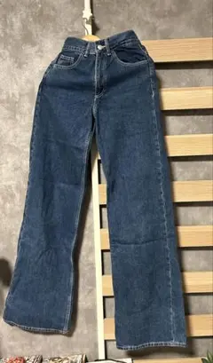 ZARA デニムパンツ