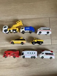 トミカ　まとめ売り　救急車・トラック・クレーン車