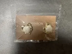 ハート型パール風ピアス