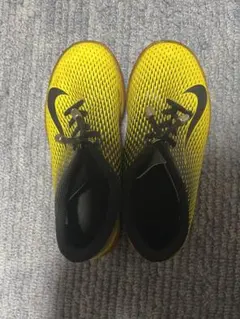 Nike フットサルシューズ　イエロー