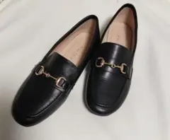 ブラック ローファー ゴールド装飾付き　23.5cm