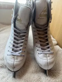 2025年最新】スケート靴の人気アイテム - メルカリ