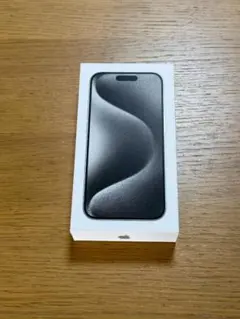 【美品】iPhone 15 Pro 128GB ホワイト SIMフリー