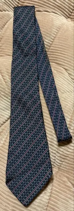 t*k様 送料込み HERMES（エルメス）ネクタイ 総柄