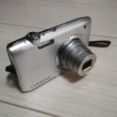Nikon COOLPIX A100 シルバー 動作確認済み 純正バッテリー付 - メルカリ