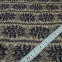 ノルディックジャガードニット生地濃いパープル×ベージュ