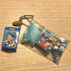 ガチャ詰めポーチ　ブルー　青　推しカラー　たべっ子どうぶつ