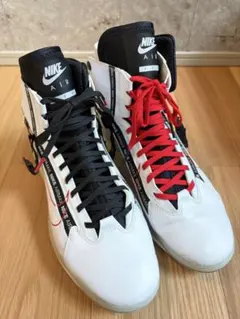 NIKE AIRMAX 720 SATURN