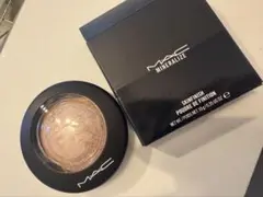 MAC ミネラライズスキンフィニッシュ　ソフト＆ジェントル　新品未使用のサムネイル