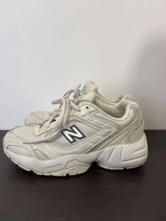 New Balance WX452SR スニーカー ベージュ 22.5のサムネイル
