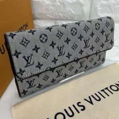 ルイヴィトン モノグラムミニ ポルトレゾール インターナショナル3つ折り長財布
