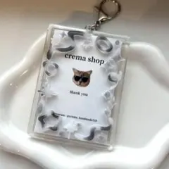 トレカキーホルダー　韓国　y2k トレカ　レジンデコ　トレカケース