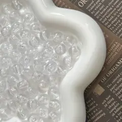 アクリルクリアビーズ　80個　130円