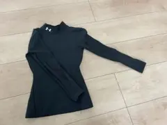 Under Armour 黒 長袖 アンダーシャツ