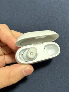 Beats ワイヤレスイヤホン 本体（片耳）のサムネイル