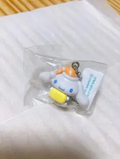 新品未開封　シナモロール　くら寿司 コラボ ビッくらポン ガチャ キーホルダー