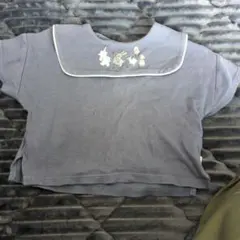 ネイビー 動物刺繍 Tシャツ