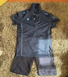 DESCENTネイビー ポロシャツ ハーフパンツボタン付きセット販売