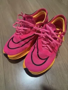 2026年最新】NIKE ストリークフライ 25.5の人気アイテム - メルカリ