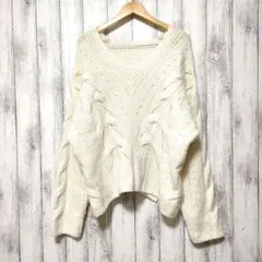 セーター　ニット　ビッグシルエット