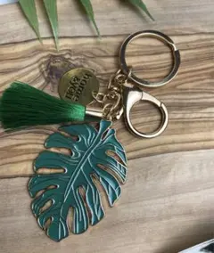 モンステラ リーフ チャーム キーチェーン キーホルダー ❤️