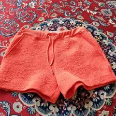 モスキーノ　ショートパンツ