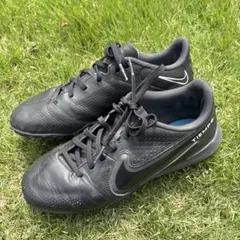 Nike Tiempo ブラック サッカーシューズ