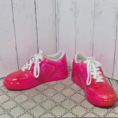 【美品】PINKO エナメル スニーカー ピンク サイズ37 23.5cmのサムネイル