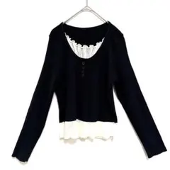 重ね着風　トップス　長袖　ブラック×ホワイト　フリル　かわいい