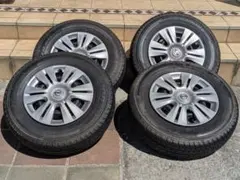 キャラバン　YOKOHAMA JOB RY62 タイヤセット 195/80R15のサムネイル