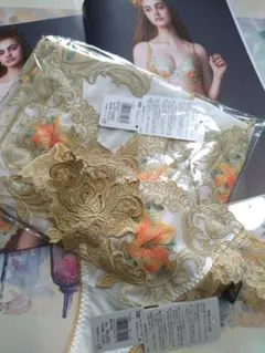 サルート　82 キャミセット【新品】サルート82♡サルート　ジョジョの奇妙な冒険