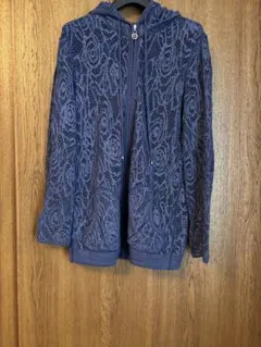 Item thumbnail for item 03874284-9977-4b99-9980-708c27d3d567