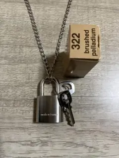 美品 LOUIS VUITTON 南京錠 カデナ 新品シルバーネックレス 正規品