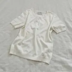 大人気‼️クレージュ♡ サマーセーター　センターロゴ　白のサムネイル