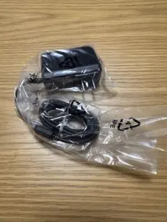 ☆ソフトバンク純正☆未使用新品　ACアダプタ Type-C KYCAV1☆