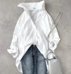 組曲 オンワード樫山 パールボタン ブラウス シャツ 長袖 Moi刺繍入白