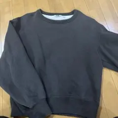 美品★ユニクロ　スウェットクルーネックシャツ（長袖）
