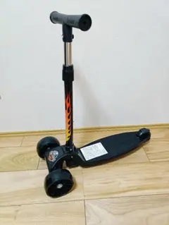 キックボード 三輪 ブラック