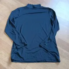 プーマ　ハイネックTシャツ　ブラック　M 長袖　サッカー　部活 匿名配送