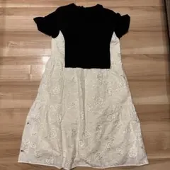 黒白花柄刺繍半袖ミニワンピース