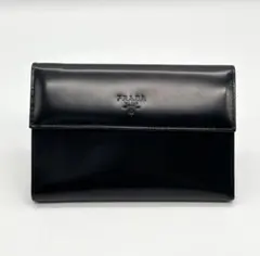 ✨PRADA プラダ M606 スパッツォラート 二つ折り財布 箱付✨ ✨PRADA プラダ M606 スパッツォラート 二つ折り財布 箱付✨ - メルカリ