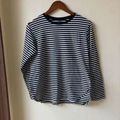 UNIQLO ソフトコットンボーダーラウンドへ ムT長袖　M 白黒ストライプ