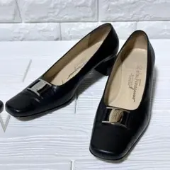 Salvatore Ferragamo フェラガモ パンプス ブラック 7.5B
