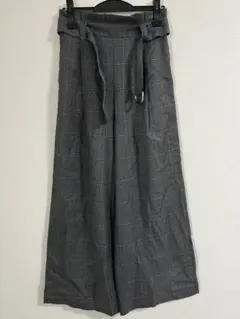 GU チェック柄ベルト付きワイドパンツ　Lサイズ