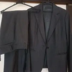 iCB パンツスーツ ダーク グレー ストライプ