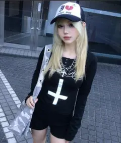 NIIER NOR ニアノア 長袖Tシャツクロスデザイン ヘンリー長袖Tシャツ