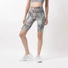 リーボック　バイカーショーツS ヨガ　トレーニングのサムネイル