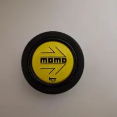momo ホーンボタン イエロー