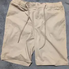 ベージュ ショートパンツ ドローストリング付き